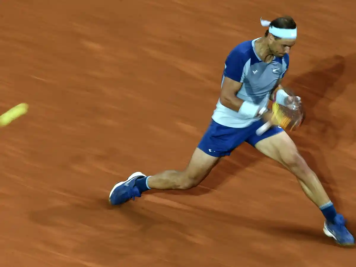 Tenis - Rafael Nadal jugando en y Wimbledon - Apuesta en Linea Micasinocom