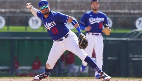 Miguel Rojas Será Titular Con Los Dodgers De Los Ángeles