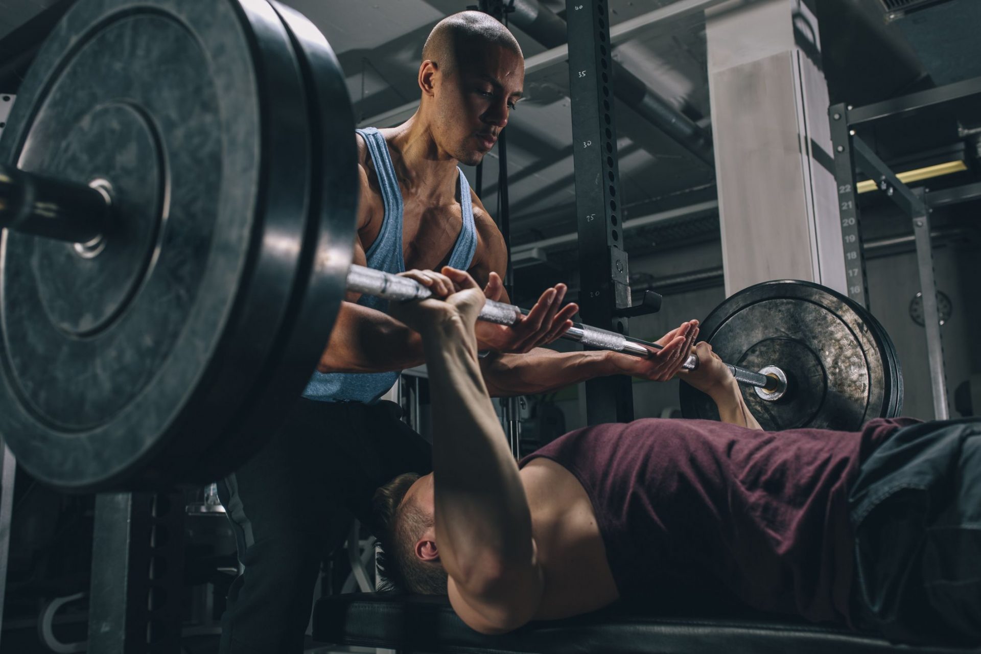 Rutina de ejercicios para pecho y espalda en el gimnasio | Gym