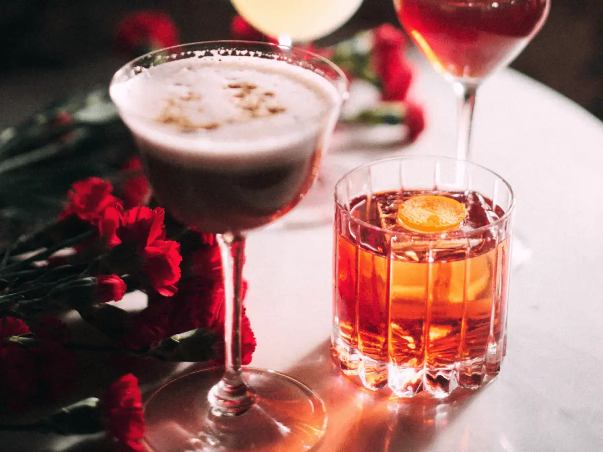 Bares-famosos-de-santiago-3-increibles-sitios-que-visitar-la-providencia-MiCasino